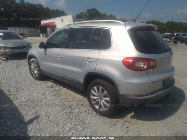 Photo 2 VIN: WVGAV7AX1BW516180 - VOLKSWAGEN TIGUAN 