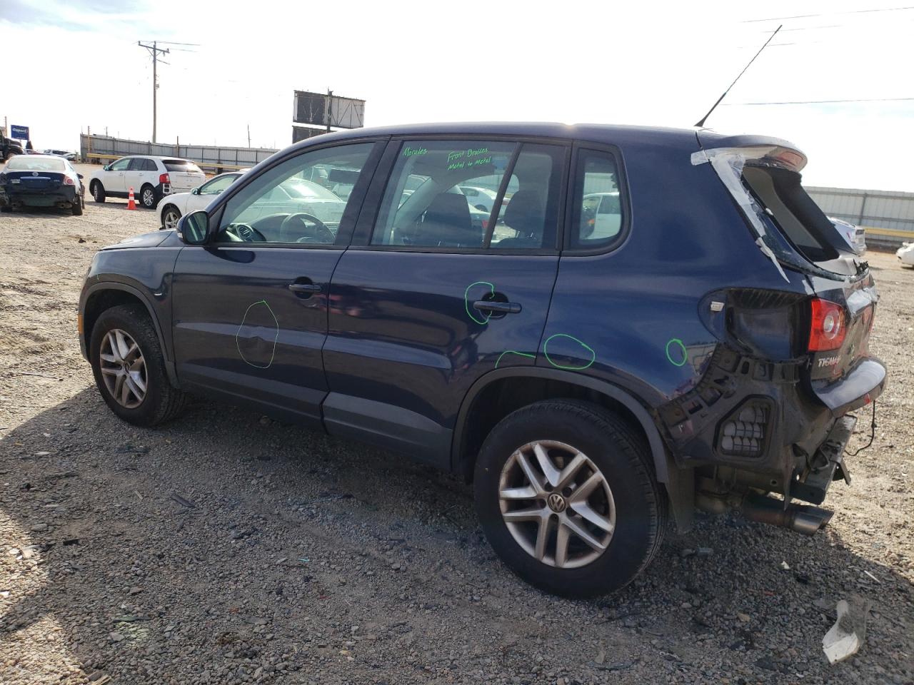 Photo 1 VIN: WVGAV7AX1BW526711 - VOLKSWAGEN TIGUAN 