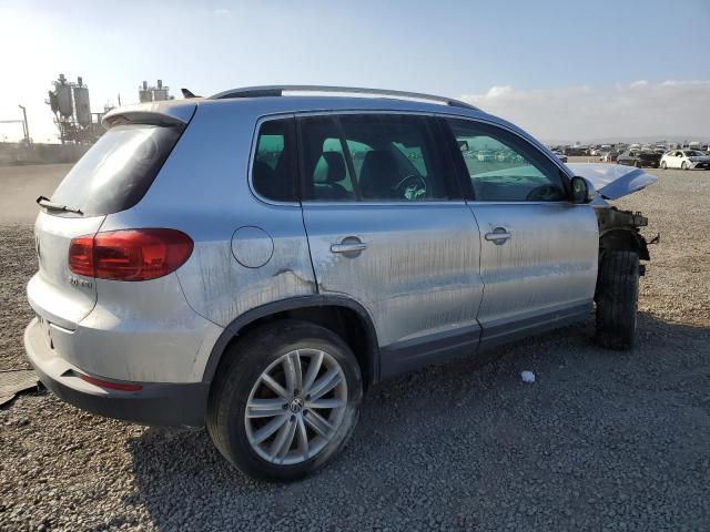 Photo 2 VIN: WVGAV7AX1CW531974 - VOLKSWAGEN TIGUAN S 