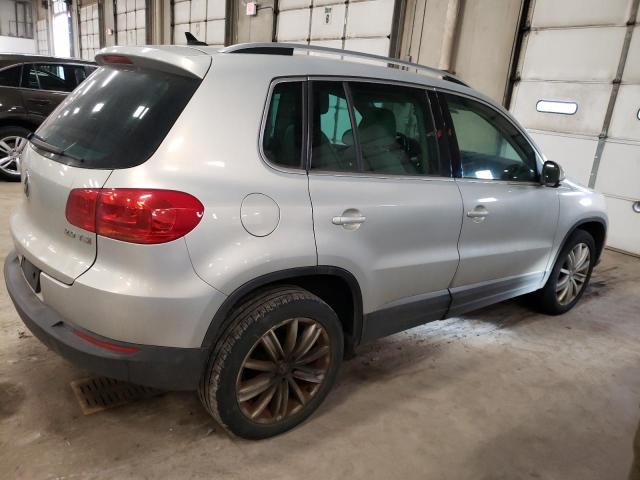 Photo 2 VIN: WVGAV7AX1DW555547 - VOLKSWAGEN TIGUAN S 