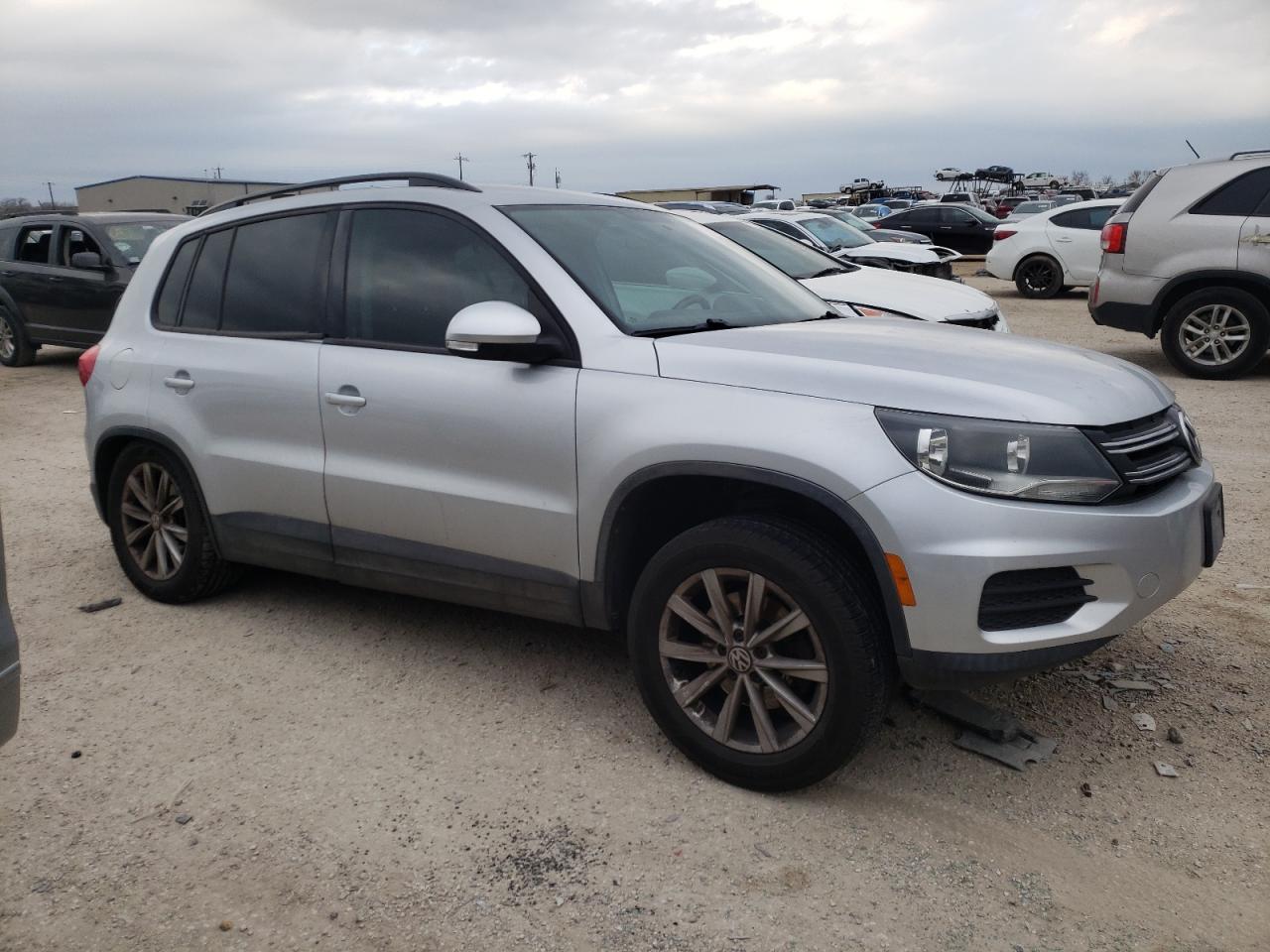 Photo 3 VIN: WVGAV7AX1FW570567 - VOLKSWAGEN TIGUAN 