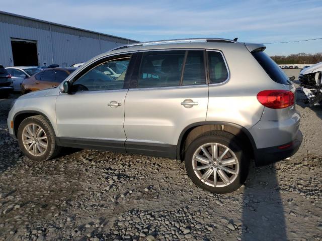 Photo 1 VIN: WVGAV7AX1FW592021 - VOLKSWAGEN TIGUAN 