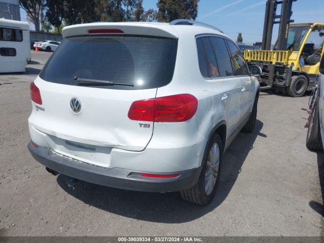 Photo 3 VIN: WVGAV7AX1GW563023 - VOLKSWAGEN TIGUAN 