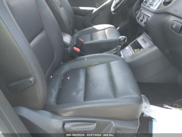 Photo 4 VIN: WVGAV7AX1GW563023 - VOLKSWAGEN TIGUAN 