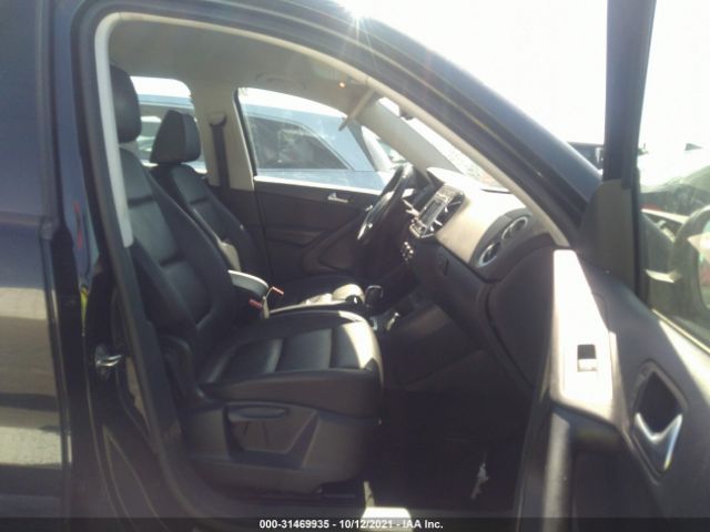 Photo 4 VIN: WVGAV7AX1HK005326 - VOLKSWAGEN TIGUAN 