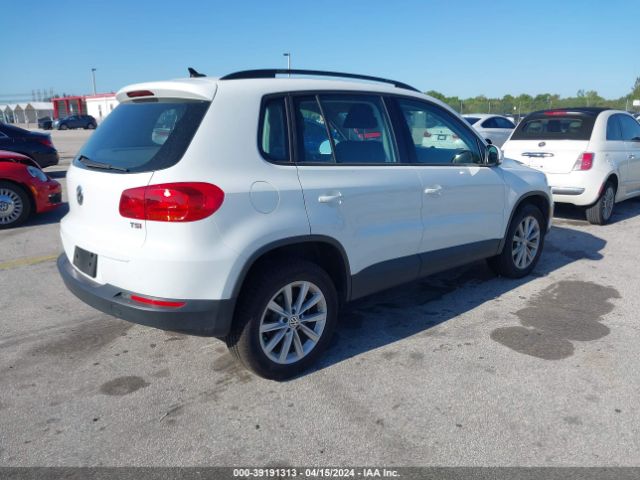 Photo 3 VIN: WVGAV7AX1HK047883 - VOLKSWAGEN TIGUAN 