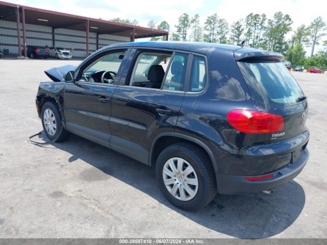 Photo 2 VIN: WVGAV7AX1JK000438 - VOLKSWAGEN TIGUAN LIMITED 