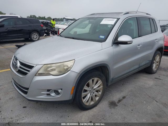 Photo 1 VIN: WVGAV7AX2AW503307 - VOLKSWAGEN TIGUAN 