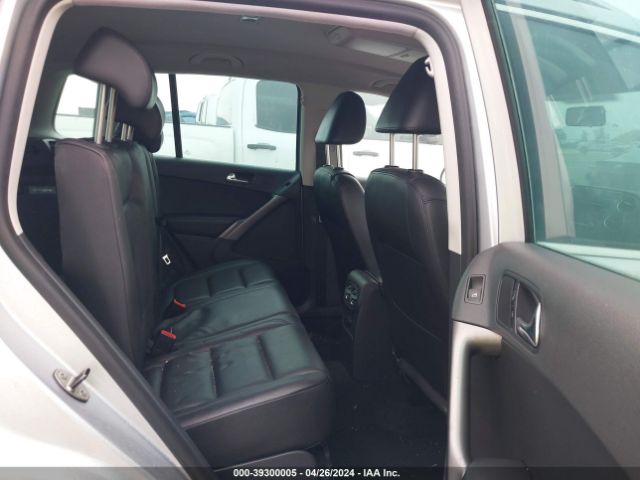 Photo 7 VIN: WVGAV7AX2AW503307 - VOLKSWAGEN TIGUAN 