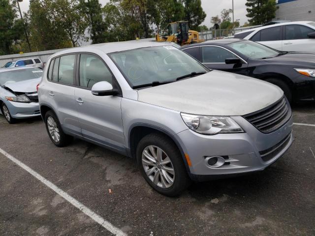 Photo 3 VIN: WVGAV7AX2AW512069 - VOLKSWAGEN TIGUAN S 