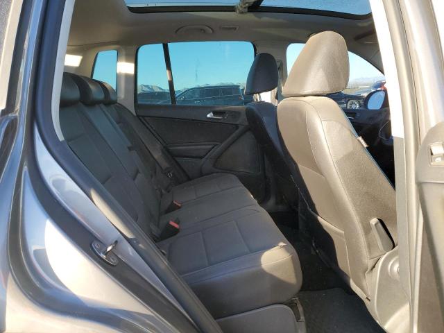 Photo 10 VIN: WVGAV7AX2AW533245 - VOLKSWAGEN TIGUAN 