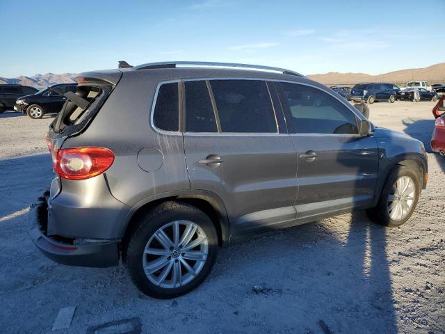 Photo 2 VIN: WVGAV7AX2AW533245 - VOLKSWAGEN TIGUAN 