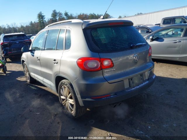 Photo 2 VIN: WVGAV7AX2BW538821 - VOLKSWAGEN TIGUAN 