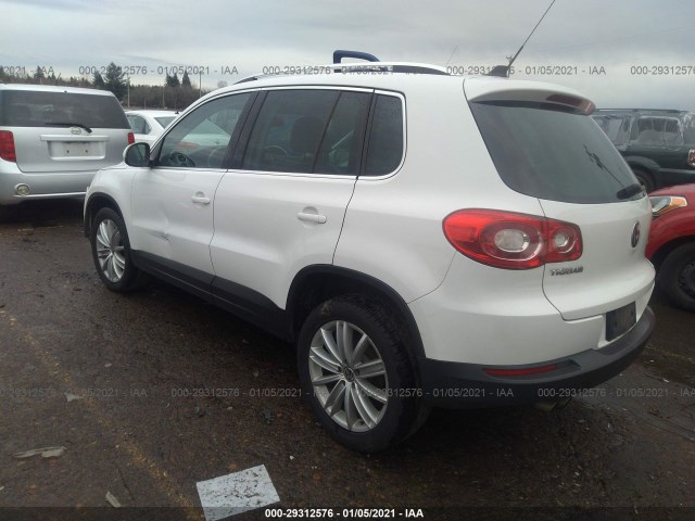 Photo 2 VIN: WVGAV7AX2BW550841 - VOLKSWAGEN TIGUAN 