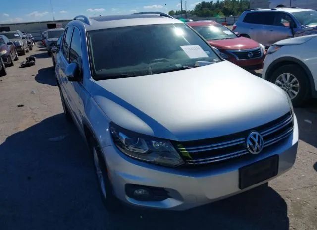 Photo 0 VIN: WVGAV7AX2GW560373 - VOLKSWAGEN TIGUAN 