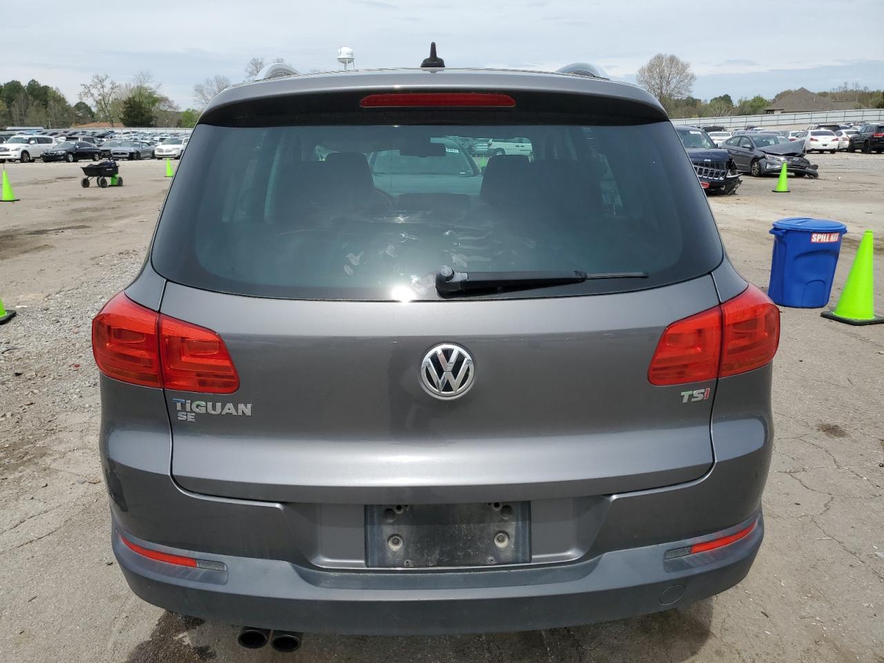 Photo 5 VIN: WVGAV7AX2GW563676 - VOLKSWAGEN TIGUAN 