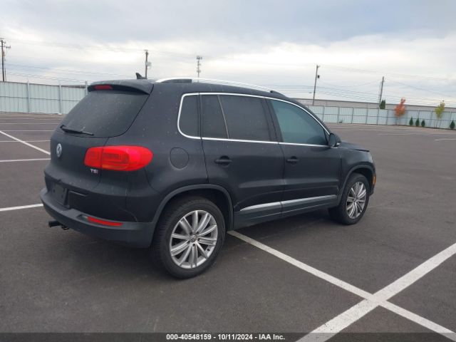 Photo 3 VIN: WVGAV7AX2GW613685 - VOLKSWAGEN TIGUAN 