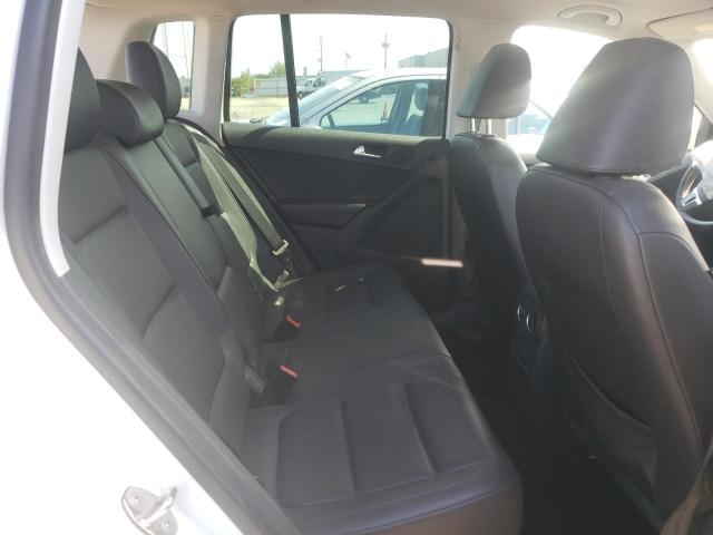 Photo 10 VIN: WVGAV7AX2HK028341 - VOLKSWAGEN TIGUAN 