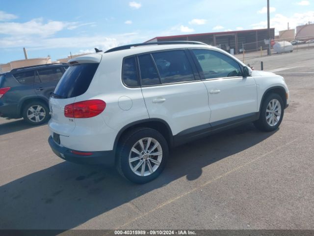 Photo 3 VIN: WVGAV7AX2HK044748 - VOLKSWAGEN TIGUAN 