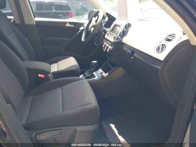 Photo 4 VIN: WVGAV7AX2HK046094 - VOLKSWAGEN TIGUAN 