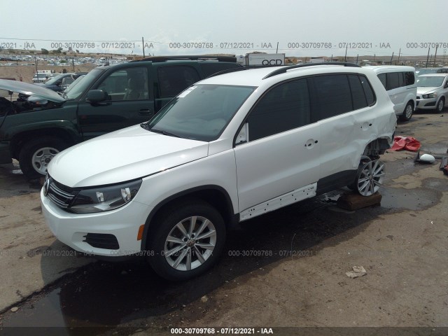 Photo 1 VIN: WVGAV7AX2JK004031 - VOLKSWAGEN TIGUAN LIMITED 