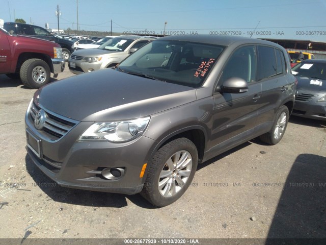 Photo 1 VIN: WVGAV7AX3AW527454 - VOLKSWAGEN TIGUAN 