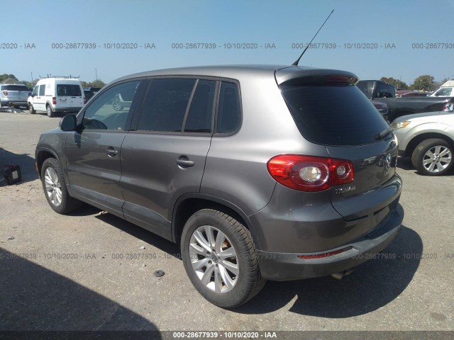 Photo 2 VIN: WVGAV7AX3AW527454 - VOLKSWAGEN TIGUAN 