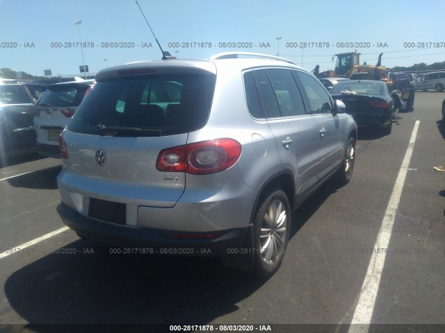 Photo 3 VIN: WVGAV7AX3BW512387 - VOLKSWAGEN TIGUAN 