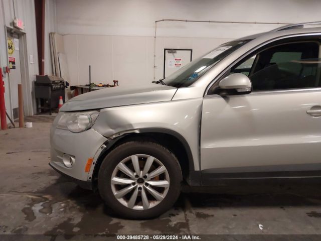 Photo 5 VIN: WVGAV7AX3BW524779 - VOLKSWAGEN TIGUAN 