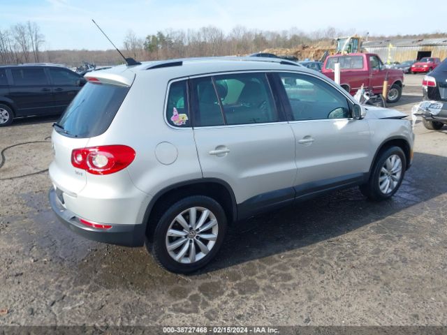 Photo 3 VIN: WVGAV7AX3BW546474 - VOLKSWAGEN TIGUAN 