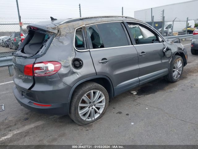 Photo 3 VIN: WVGAV7AX3CW002610 - VOLKSWAGEN TIGUAN 