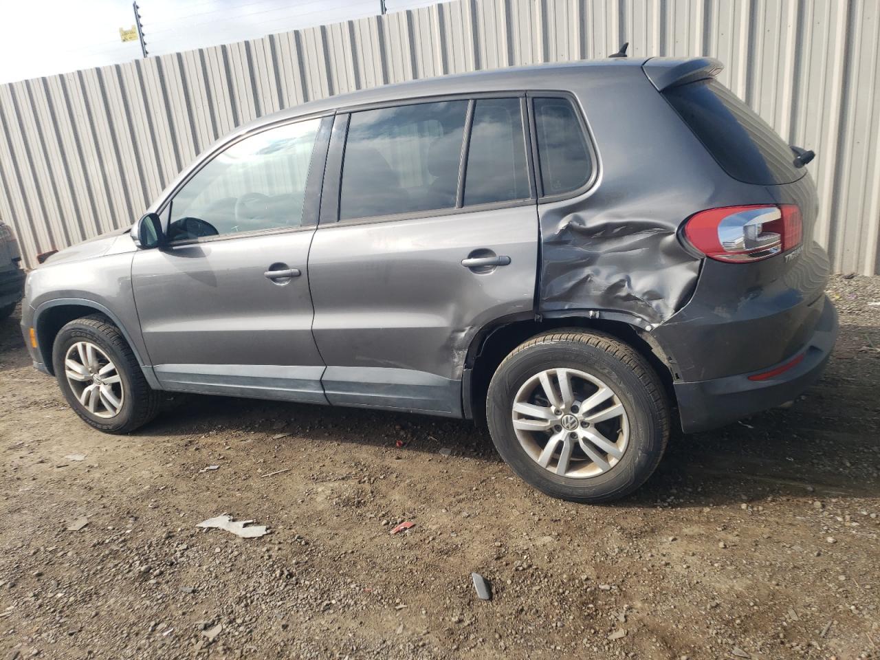 Photo 1 VIN: WVGAV7AX3CW002624 - VOLKSWAGEN TIGUAN 