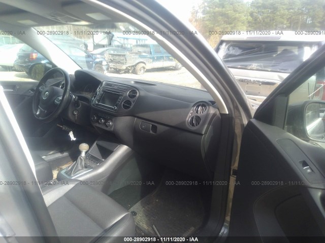 Photo 4 VIN: WVGAV7AX3CW002901 - VOLKSWAGEN TIGUAN 