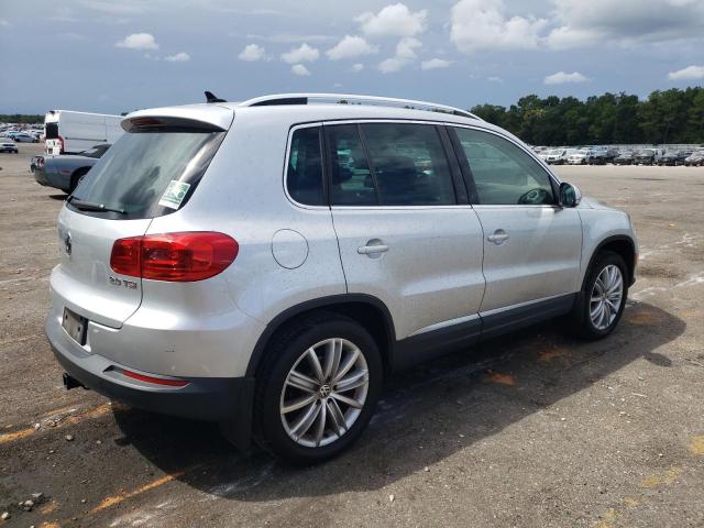 Photo 2 VIN: WVGAV7AX3CW610255 - VOLKSWAGEN TIGUAN S 