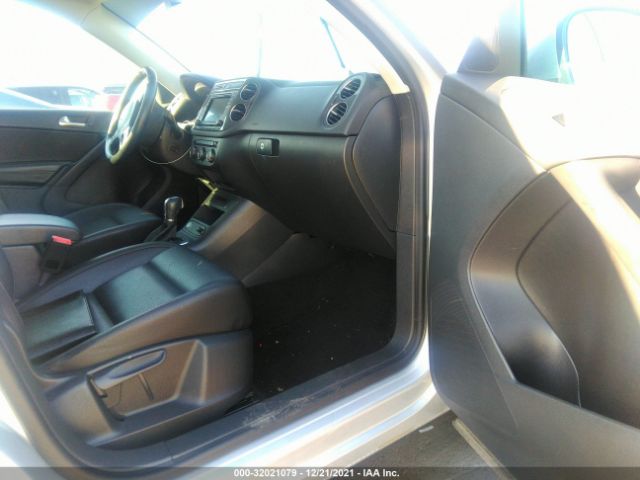 Photo 4 VIN: WVGAV7AX3HK006526 - VOLKSWAGEN TIGUAN 