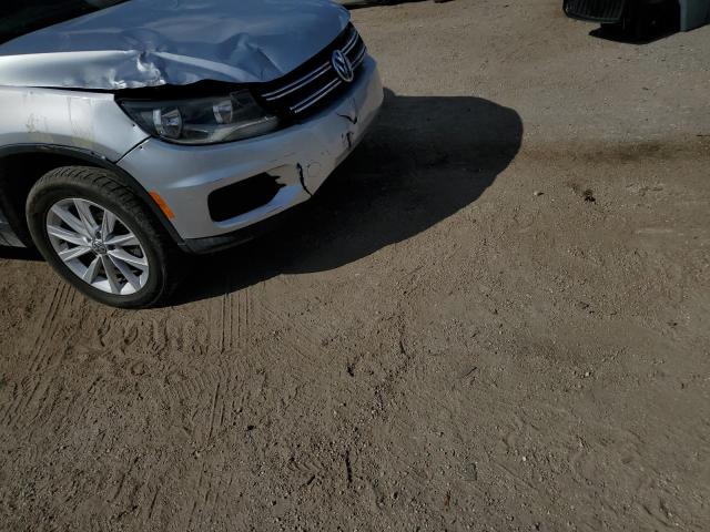 Photo 3 VIN: WVGAV7AX3HK047612 - VOLKSWAGEN TIGUAN 