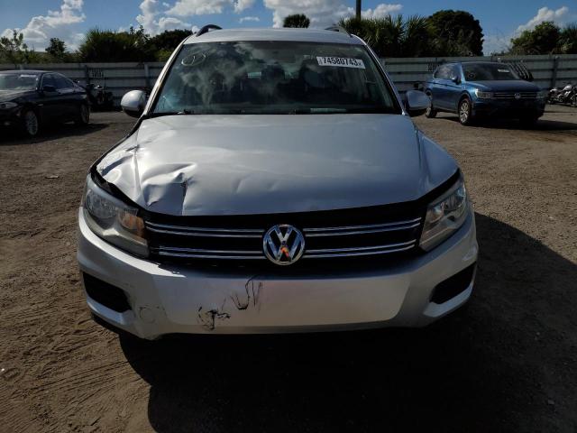 Photo 4 VIN: WVGAV7AX3HK047612 - VOLKSWAGEN TIGUAN 