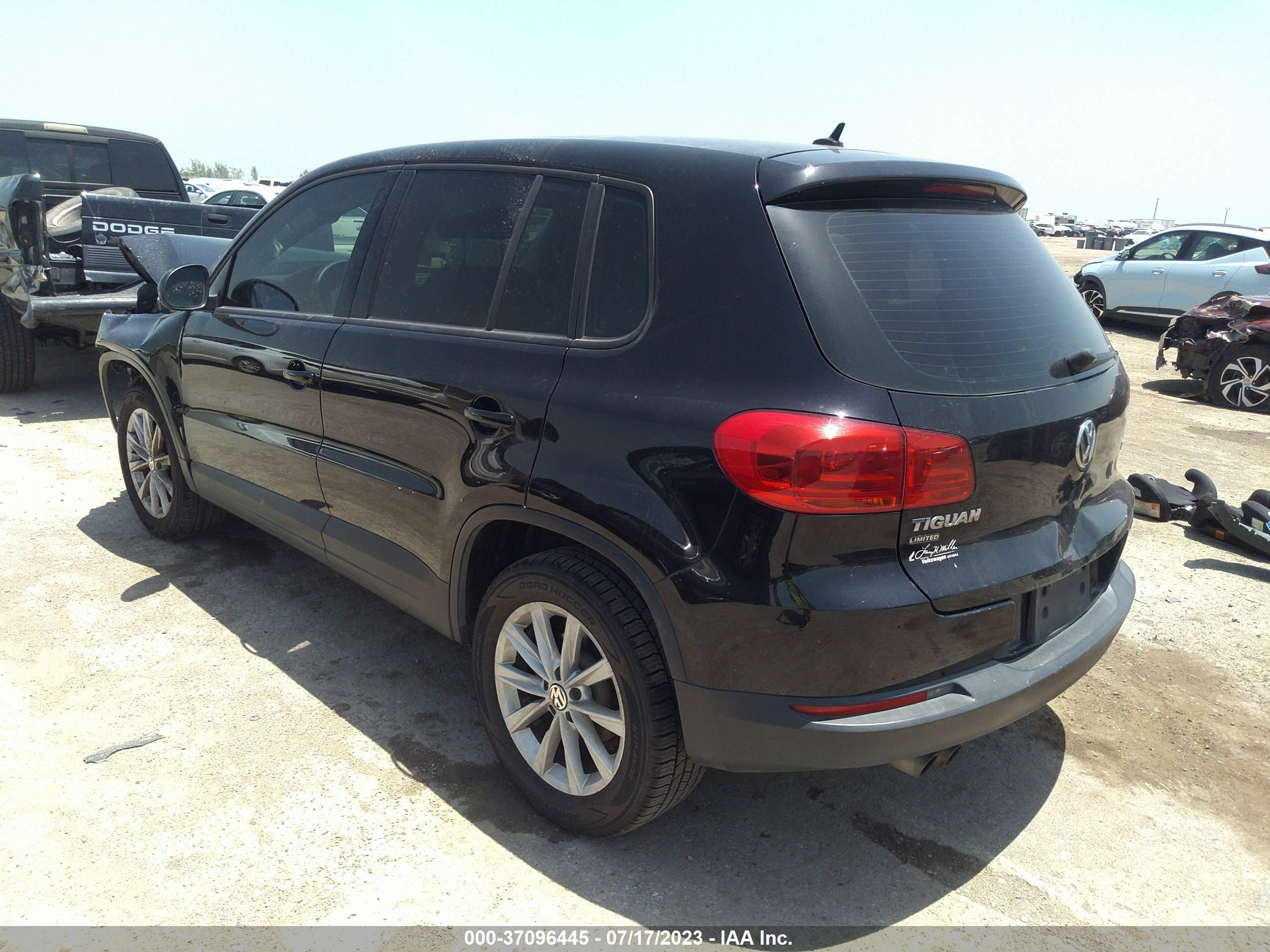 Photo 2 VIN: WVGAV7AX3HK053944 - VOLKSWAGEN TIGUAN 