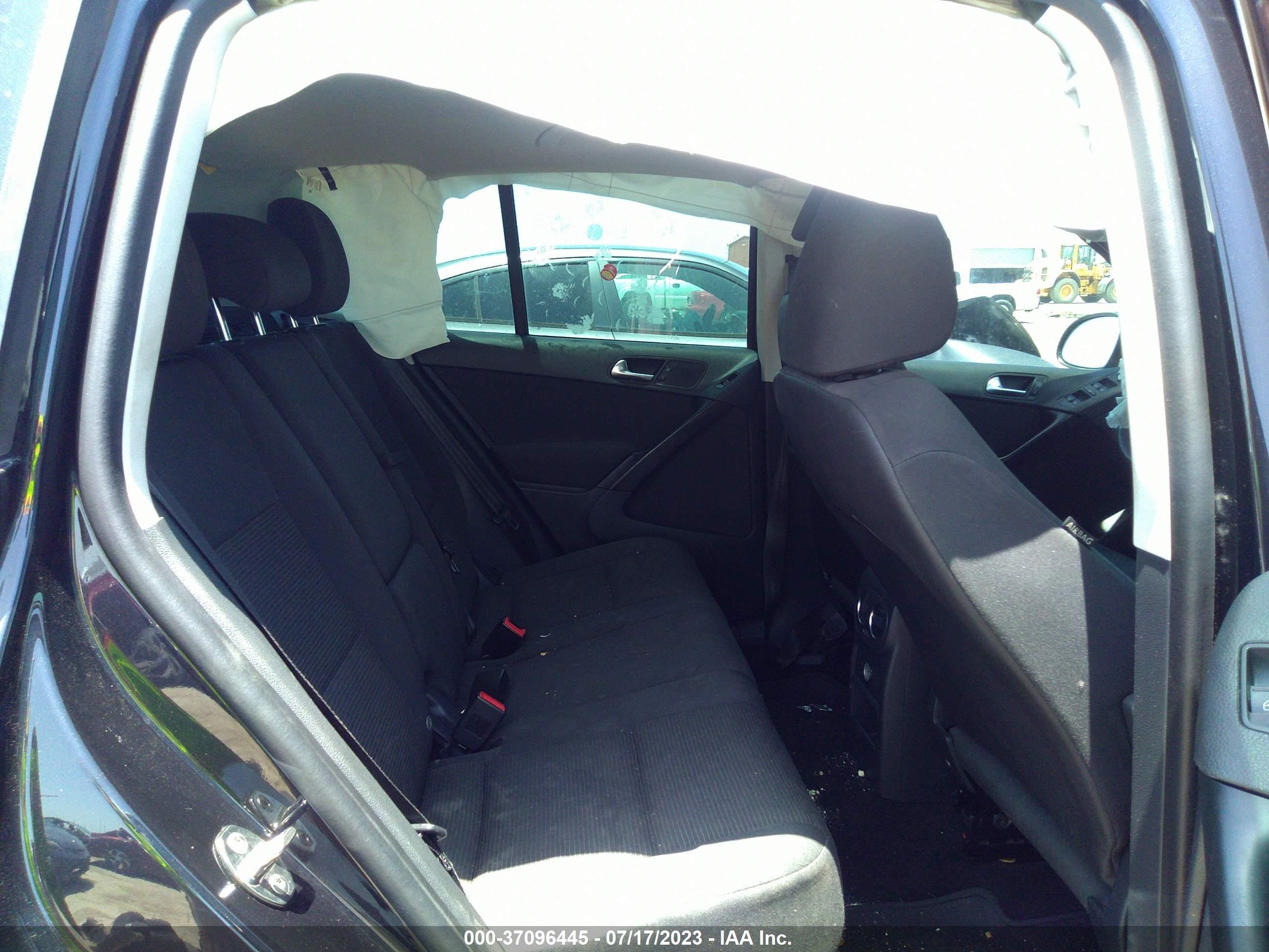 Photo 7 VIN: WVGAV7AX3HK053944 - VOLKSWAGEN TIGUAN 