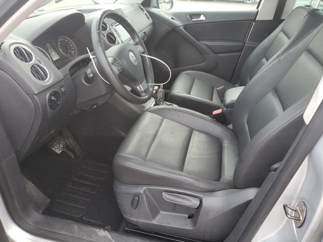 Photo 6 VIN: WVGAV7AX4AW522778 - VOLKSWAGEN TIGUAN 