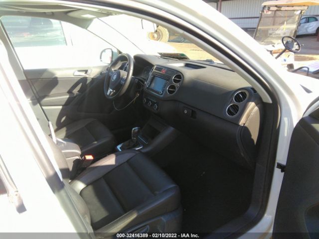 Photo 4 VIN: WVGAV7AX4BW525570 - VOLKSWAGEN TIGUAN 