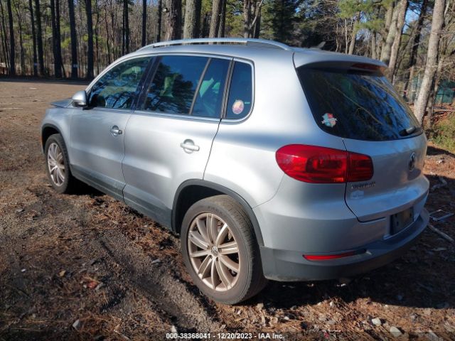 Photo 2 VIN: WVGAV7AX4CW531757 - VOLKSWAGEN TIGUAN 