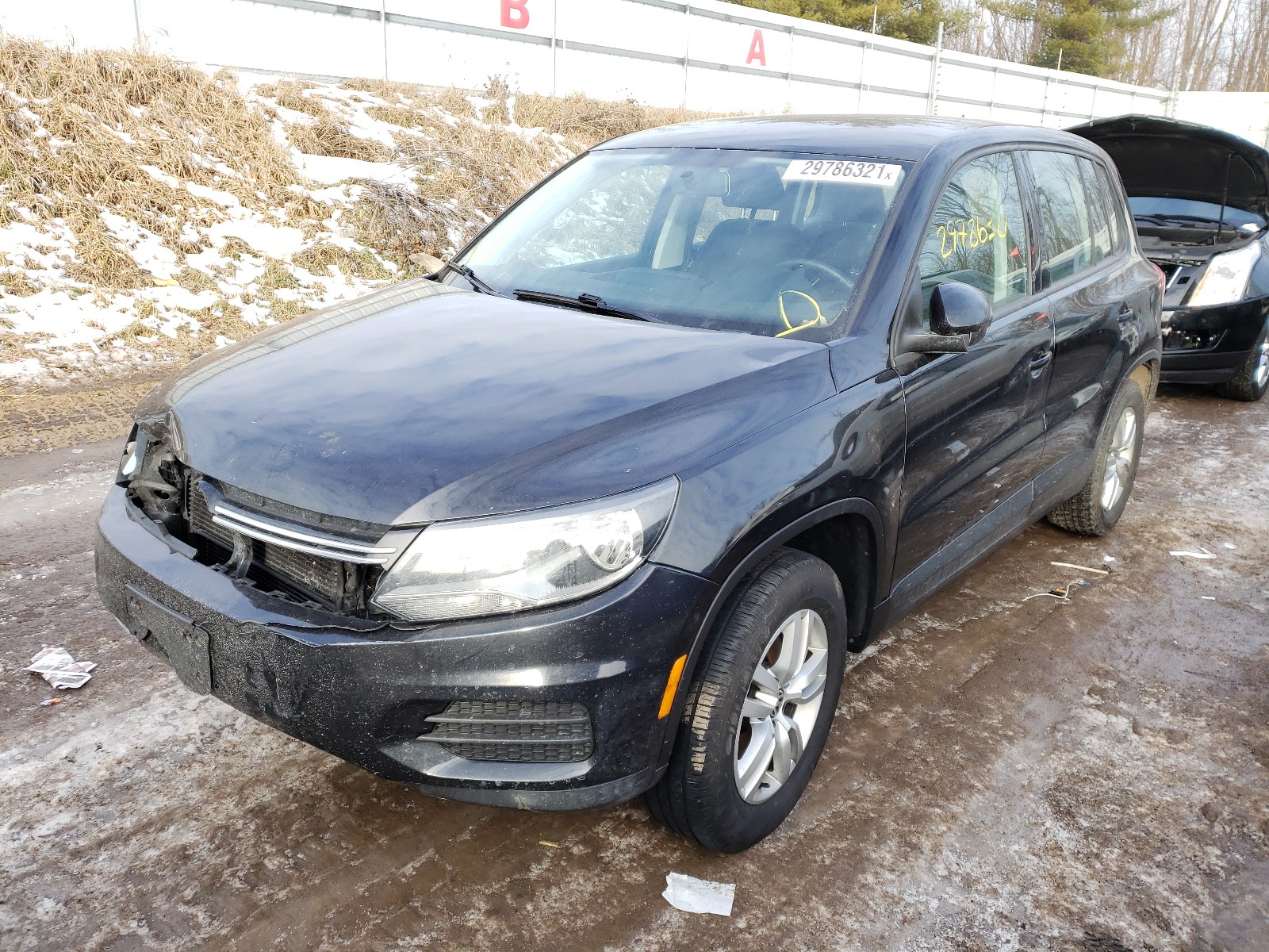 Photo 1 VIN: WVGAV7AX4CW608904 - VOLKSWAGEN TIGUAN 