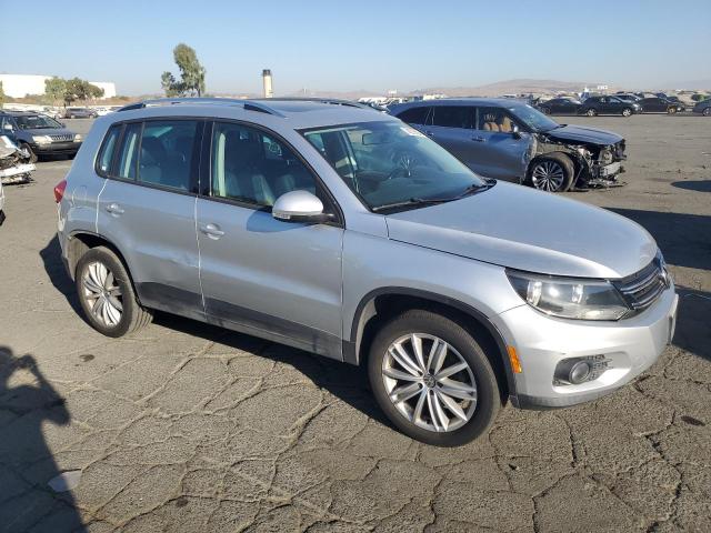 Photo 3 VIN: WVGAV7AX4DW521425 - VOLKSWAGEN TIGUAN S 