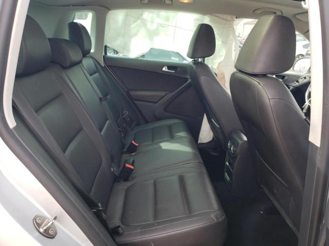 Photo 9 VIN: WVGAV7AX4GW509327 - VOLKSWAGEN TIGUAN 