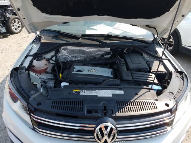 Photo 6 VIN: WVGAV7AX4GW528038 - VOLKSWAGEN TIGUAN 