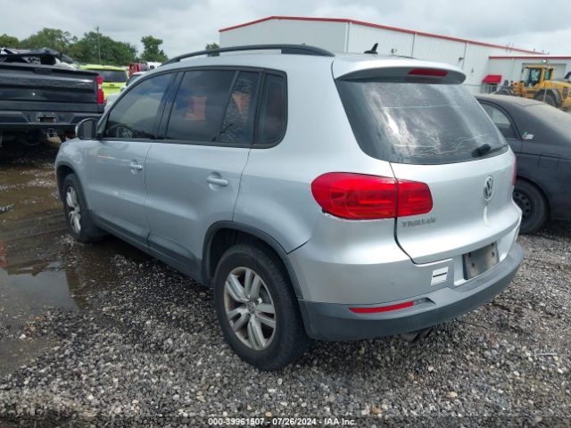 Photo 2 VIN: WVGAV7AX4GW589986 - VOLKSWAGEN TIGUAN 