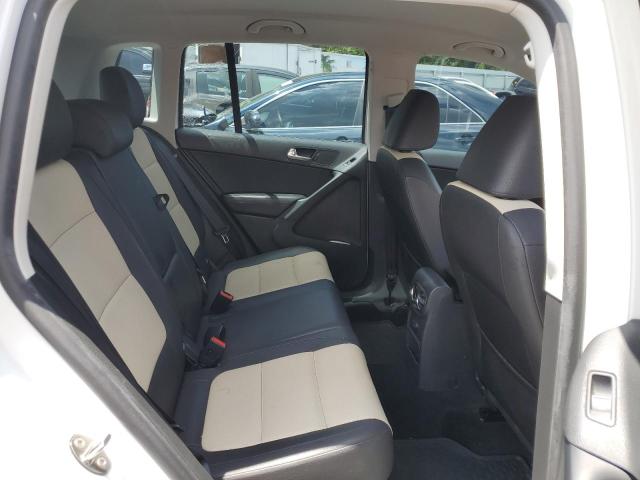 Photo 10 VIN: WVGAV7AX4GW590426 - VOLKSWAGEN TIGUAN 