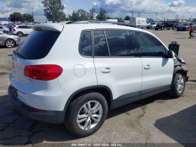 Photo 3 VIN: WVGAV7AX4HK021312 - VOLKSWAGEN TIGUAN 