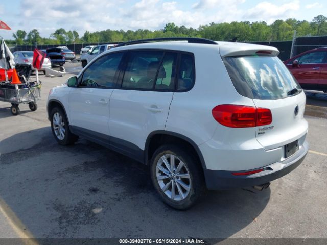 Photo 2 VIN: WVGAV7AX4JK000076 - VOLKSWAGEN TIGUAN LIMITED 